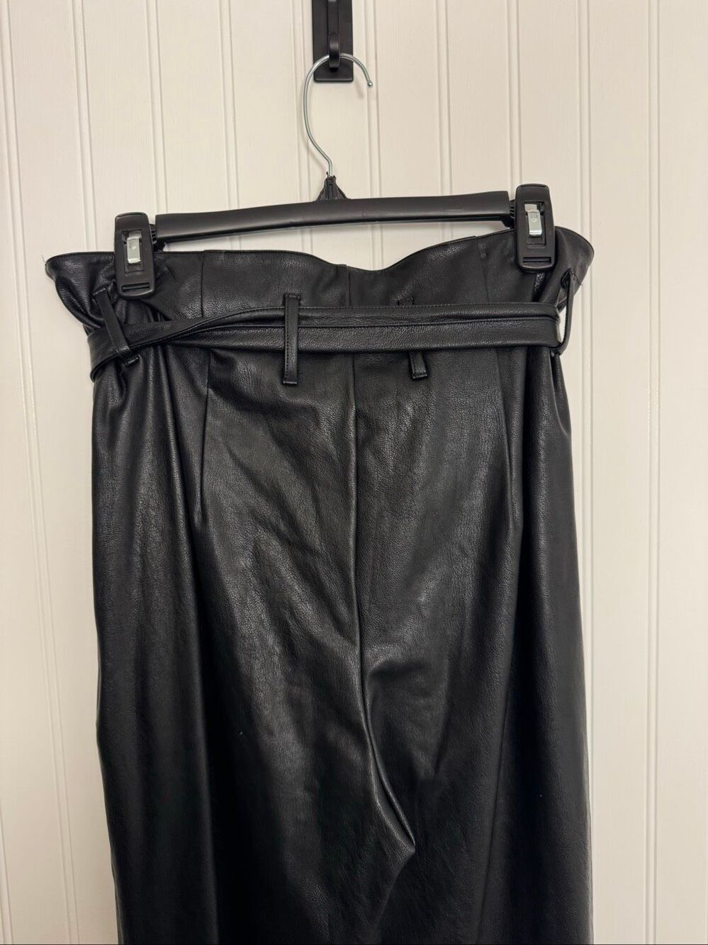 Commando Faux Leather Paperbag Waist Pants Size Medium Black Belted Tie - Picture 6 of 6